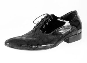 Eleganckie męskie półbuty wizytowe sznurowane lakierki karnawał [MODEL:806-01]
