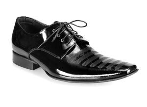 Buty włoskie męskie wizytowe sznurowane czarne skórzane lakierki [MODEL: 610-01 Nero vernice]