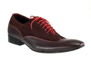 Włoskie sznurowane półbuty skórzane stylowe wizytowe czerwona nitka szkoty brązowe personalizacja obuwia [MODEL: 920C-22 Brown euro/camoscio]