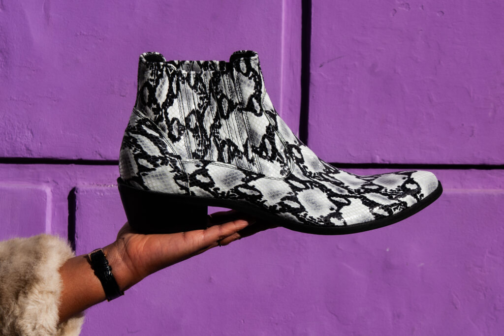 buty włoskie skórzane wzór skóry węża